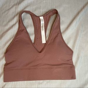 Reveal bra lululemon x Barry’s bootcamp